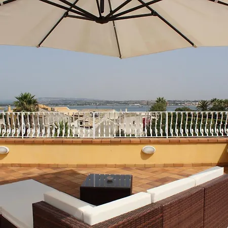 Faro Massolivieri Apartment *