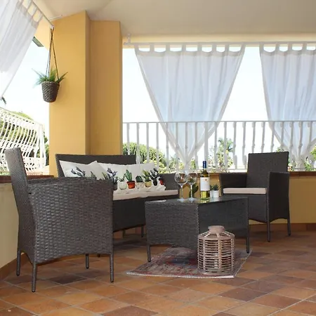 Apartment Faro Massolivieri *