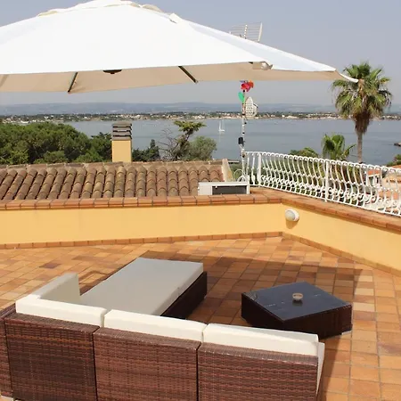 Faro Massolivieri Apartment